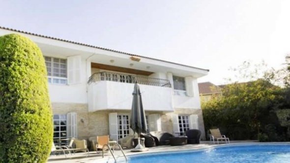 Villa Rental in El Rabwa