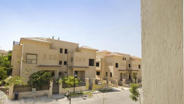 Upscale High end  Villa in Sheikh Zayed