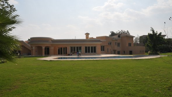 Mansion close to Mohandeseen in a secure compound